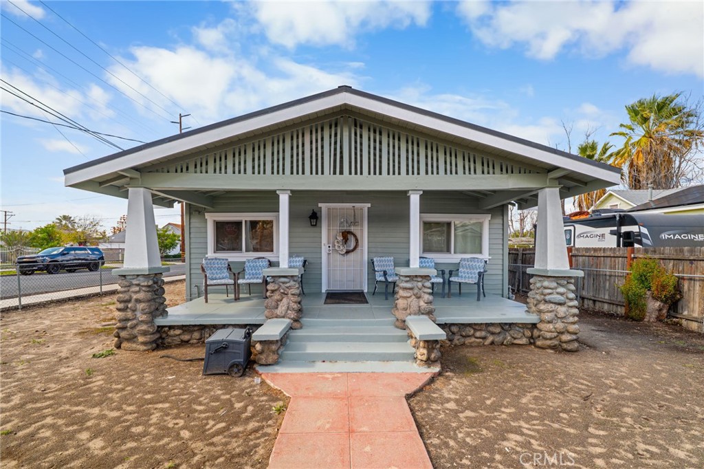 903 Webster Street Redlands, CA 92374 - Photo 2 of 44