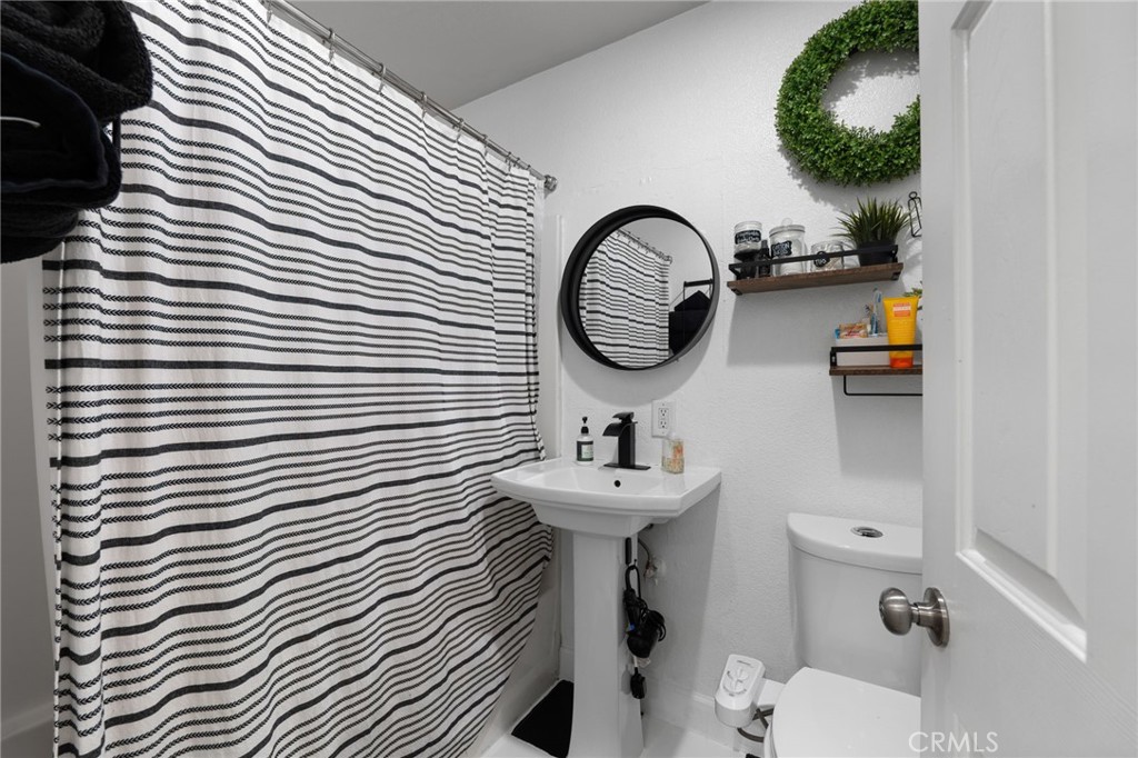 903 Webster Street Redlands, CA 92374 - Photo 35 of 44