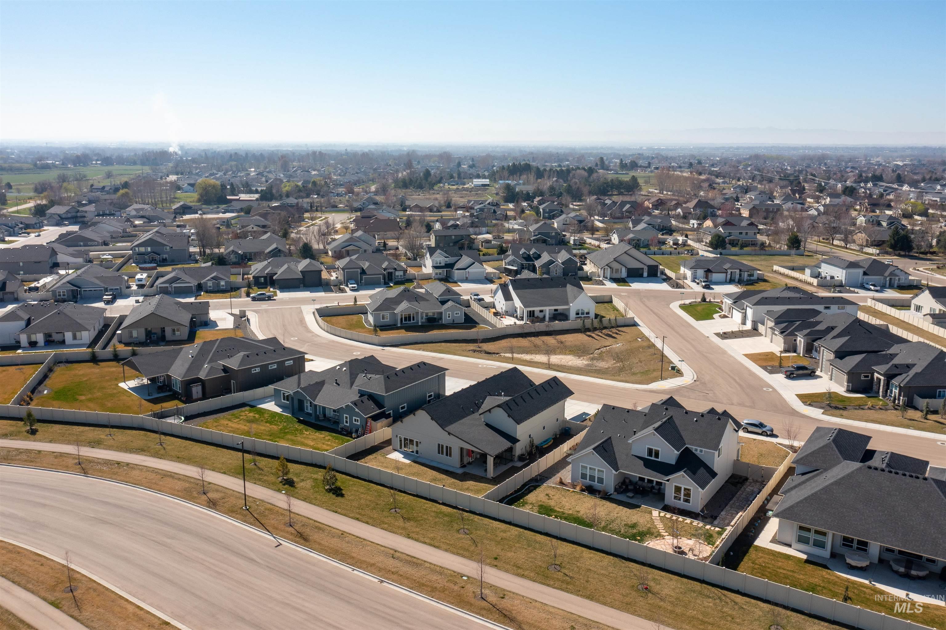 258 West Kinross Street Middleton, ID 83644 - Photo 8 of 50