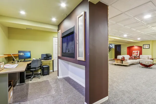 $799,900 | 828 Royal Dublin Lane, Dyer, IN 46311