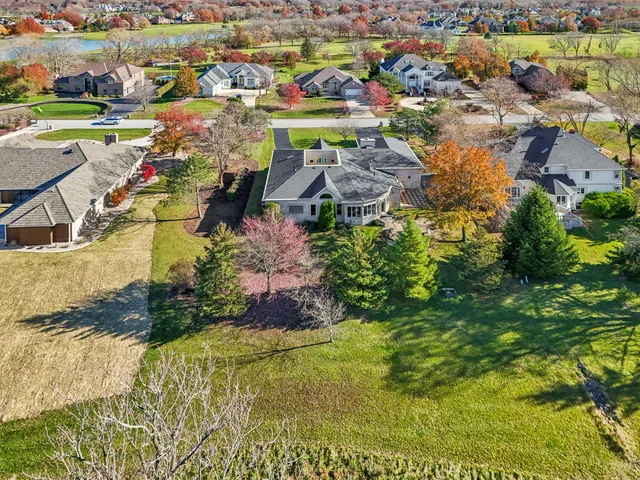$799,900 | 828 Royal Dublin Lane, Dyer, IN 46311