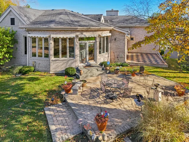 $799,900 | 828 Royal Dublin Lane, Dyer, IN 46311