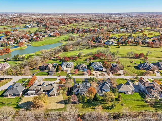 $799,900 | 828 Royal Dublin Lane, Dyer, IN 46311