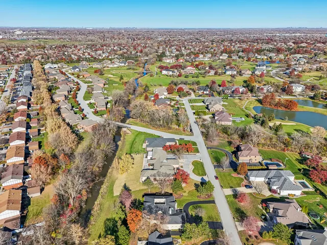 $799,900 | 828 Royal Dublin Lane, Dyer, IN 46311