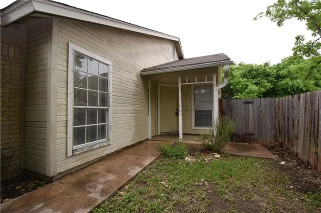 $1,500 | 12309 Dellrey Drive, Unit A, Austin, TX 78758