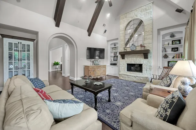 $899,950 | 152 Bushmallow Court, Montgomery, TX 77316