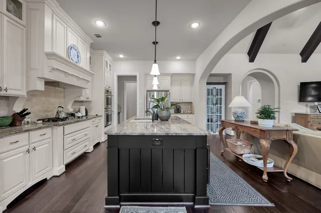 $899,950 | 152 Bushmallow Court, Montgomery, TX 77316