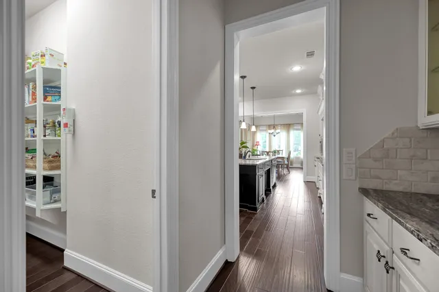 $899,950 | 152 Bushmallow Court, Montgomery, TX 77316