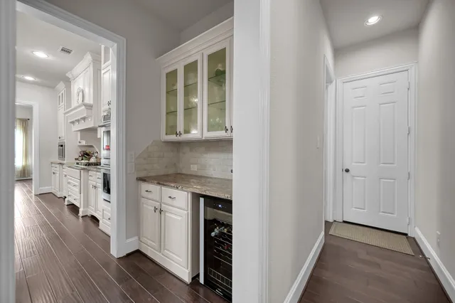 $899,950 | 152 Bushmallow Court, Montgomery, TX 77316