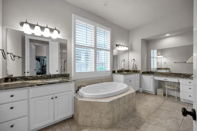 $899,950 | 152 Bushmallow Court, Montgomery, TX 77316