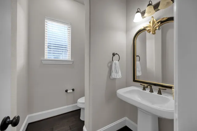 $899,950 | 152 Bushmallow Court, Montgomery, TX 77316