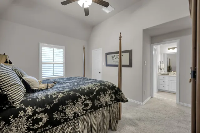 $899,950 | 152 Bushmallow Court, Montgomery, TX 77316