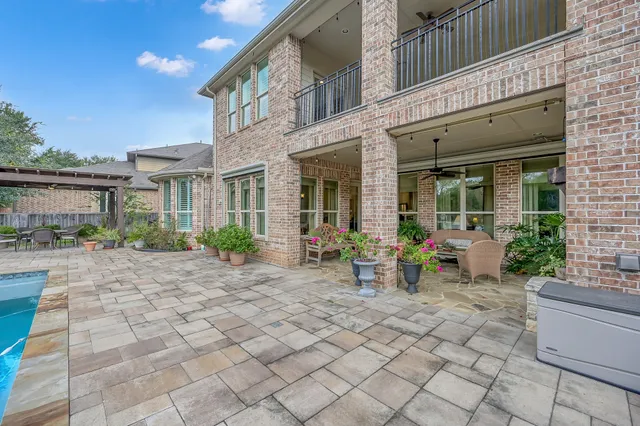 $899,950 | 152 Bushmallow Court, Montgomery, TX 77316
