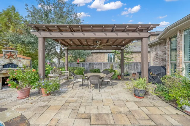 $899,950 | 152 Bushmallow Court, Montgomery, TX 77316