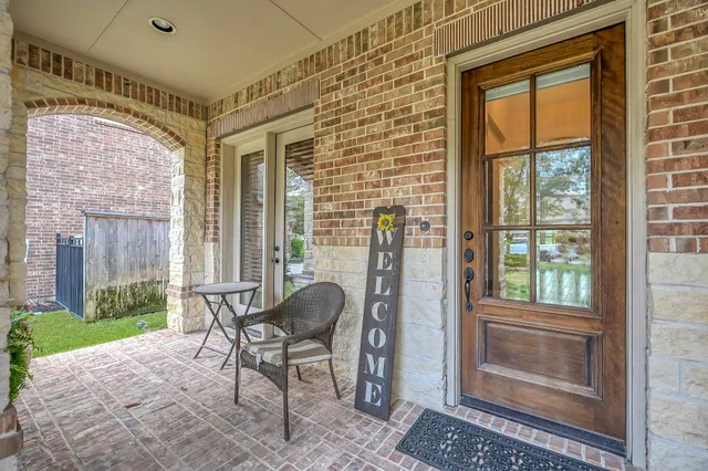 $899,950 | 152 Bushmallow Court, Montgomery, TX 77316