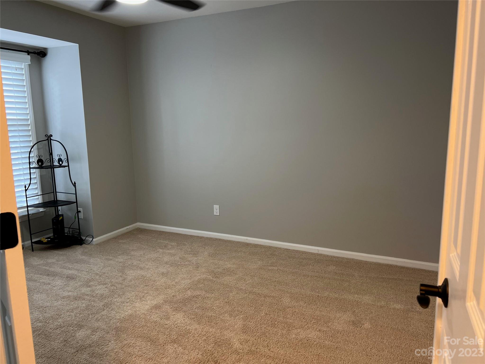 226 Queens Road Charlotte, NC 28204 - Photo 18 of 24 an empty room with windows