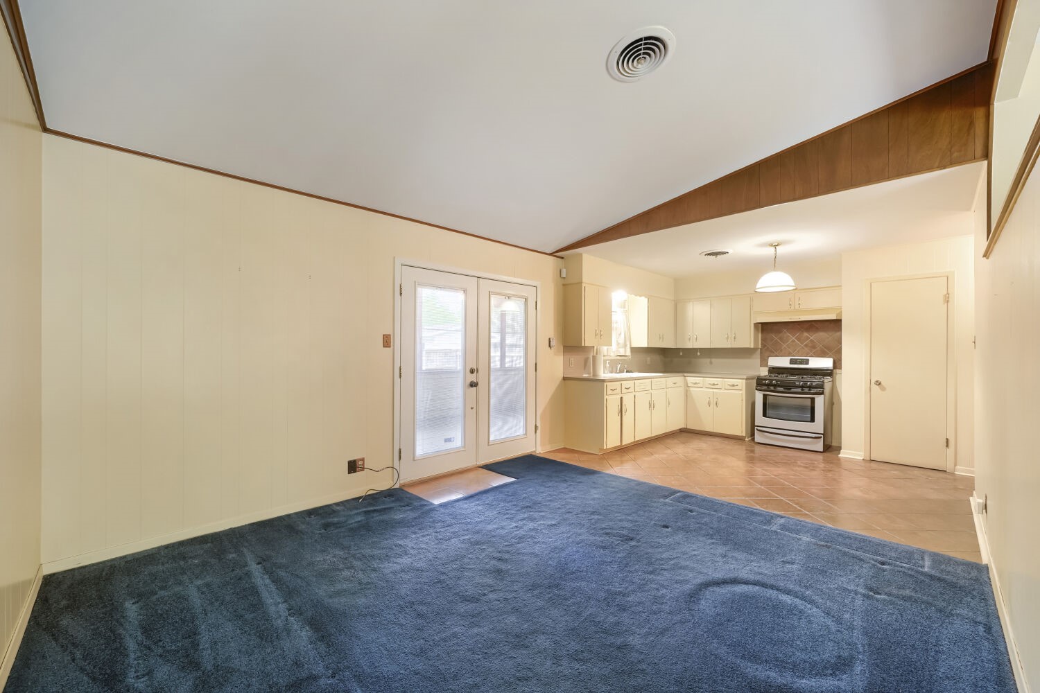 1909 Burbank Street Austin, TX 78757 - Photo 6 of 17