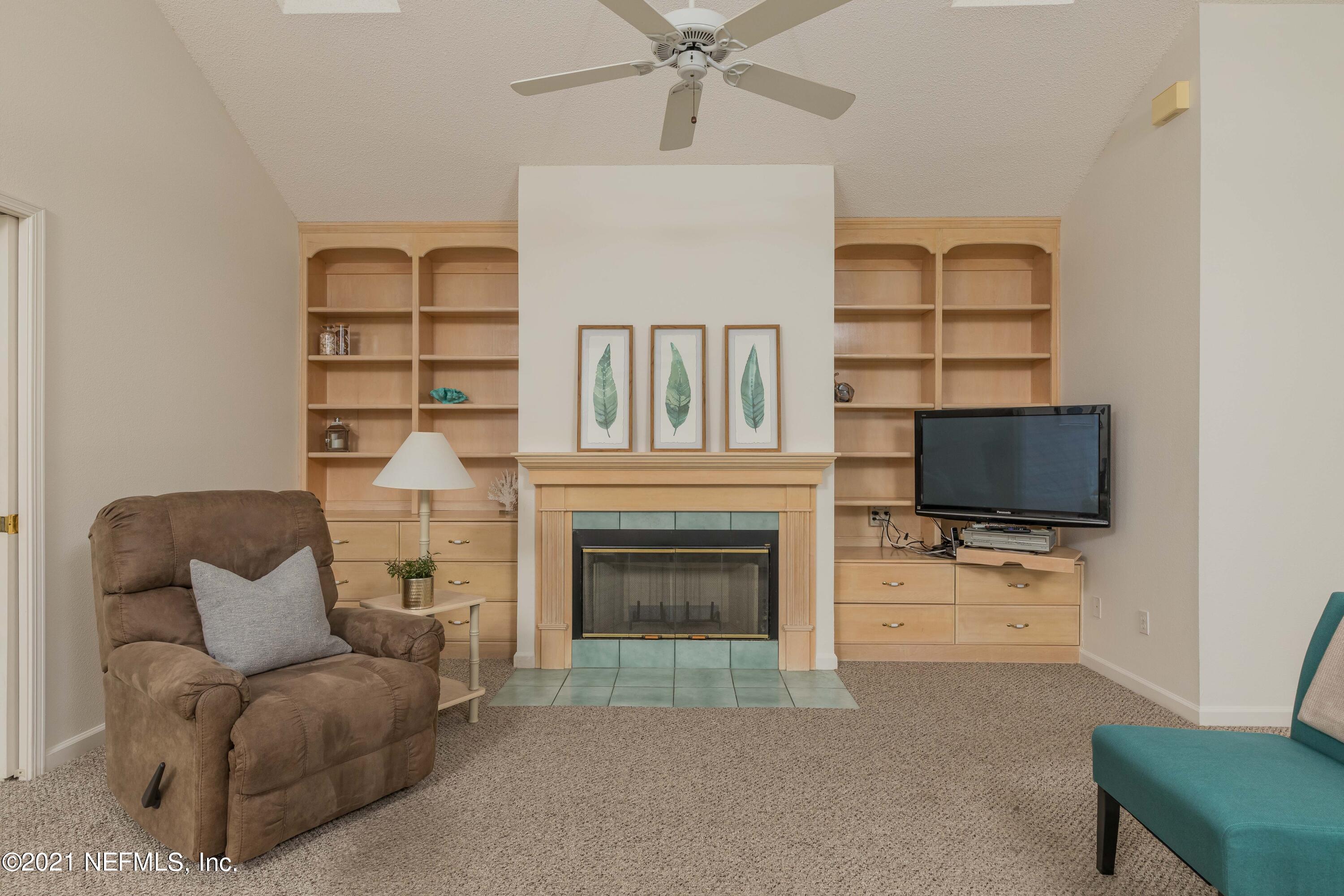 385 Village Drive St. Augustine, FL 32084 - Photo 8 of 39 8-IMG-0085