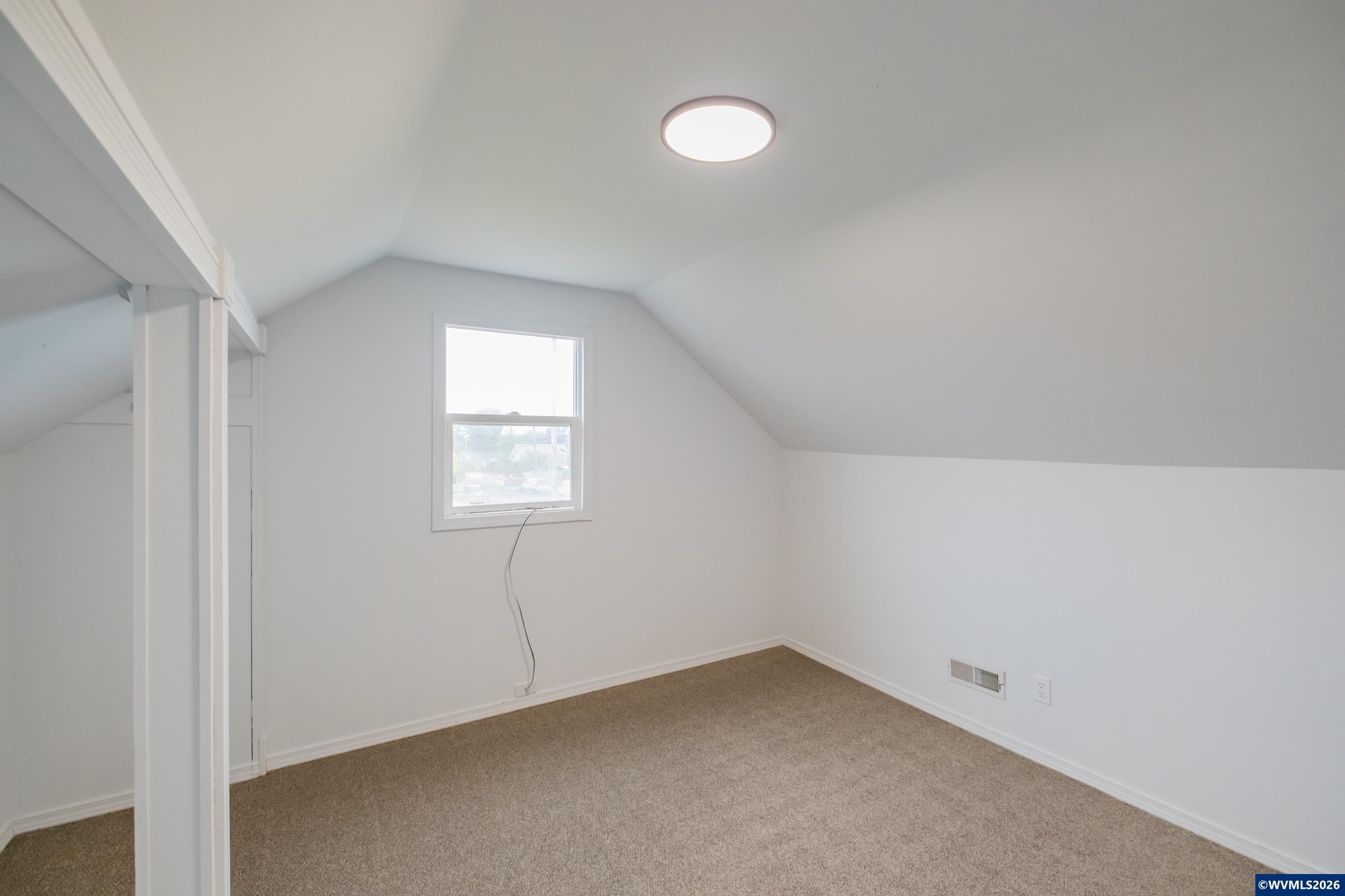 1115 Southwest 12th Avenue Albany, OR 97321 - Photo 22 of 31