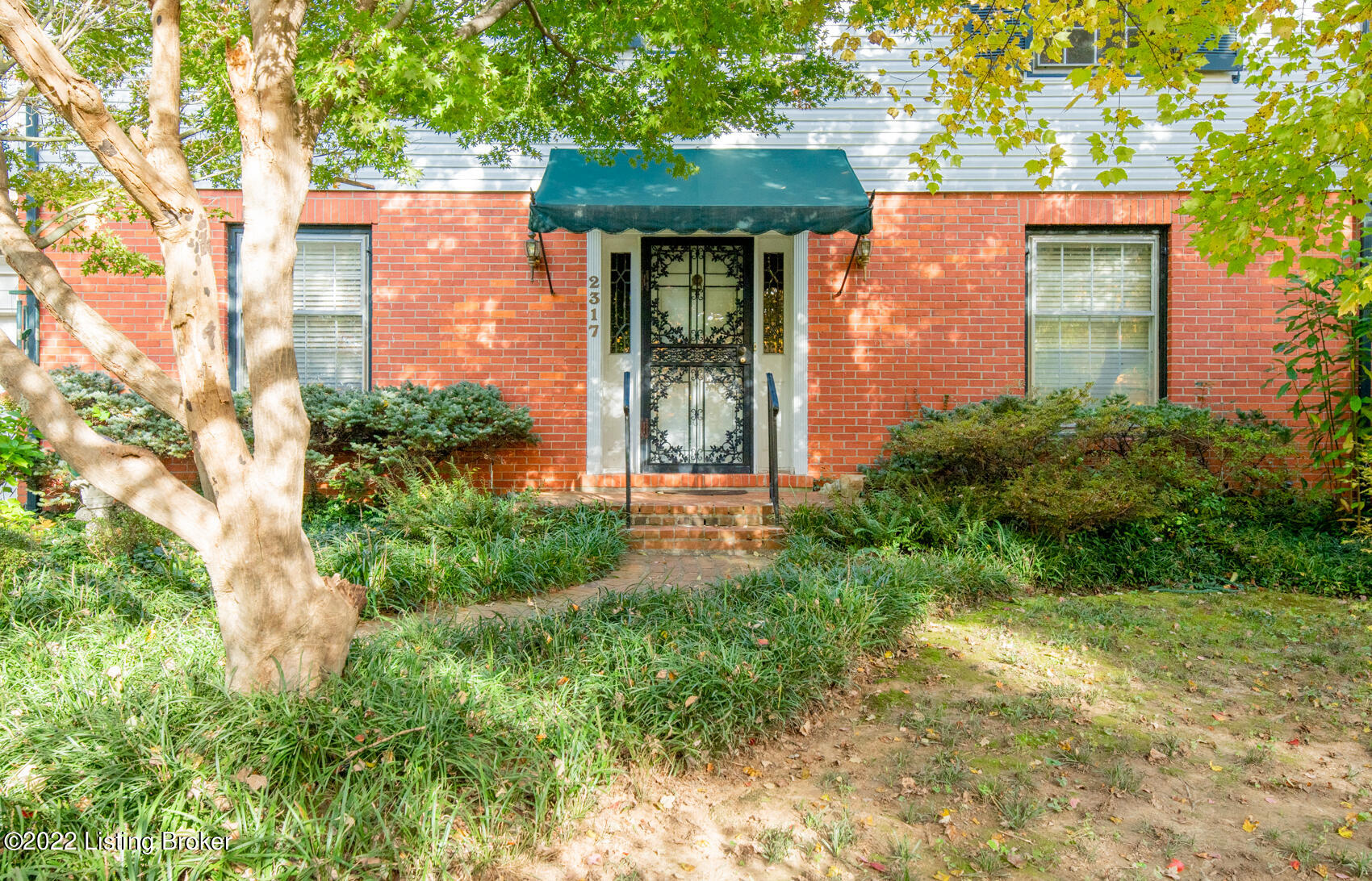 2317 Branning Road Louisville, KY 40222 - Photo 3 of 15 2317-103