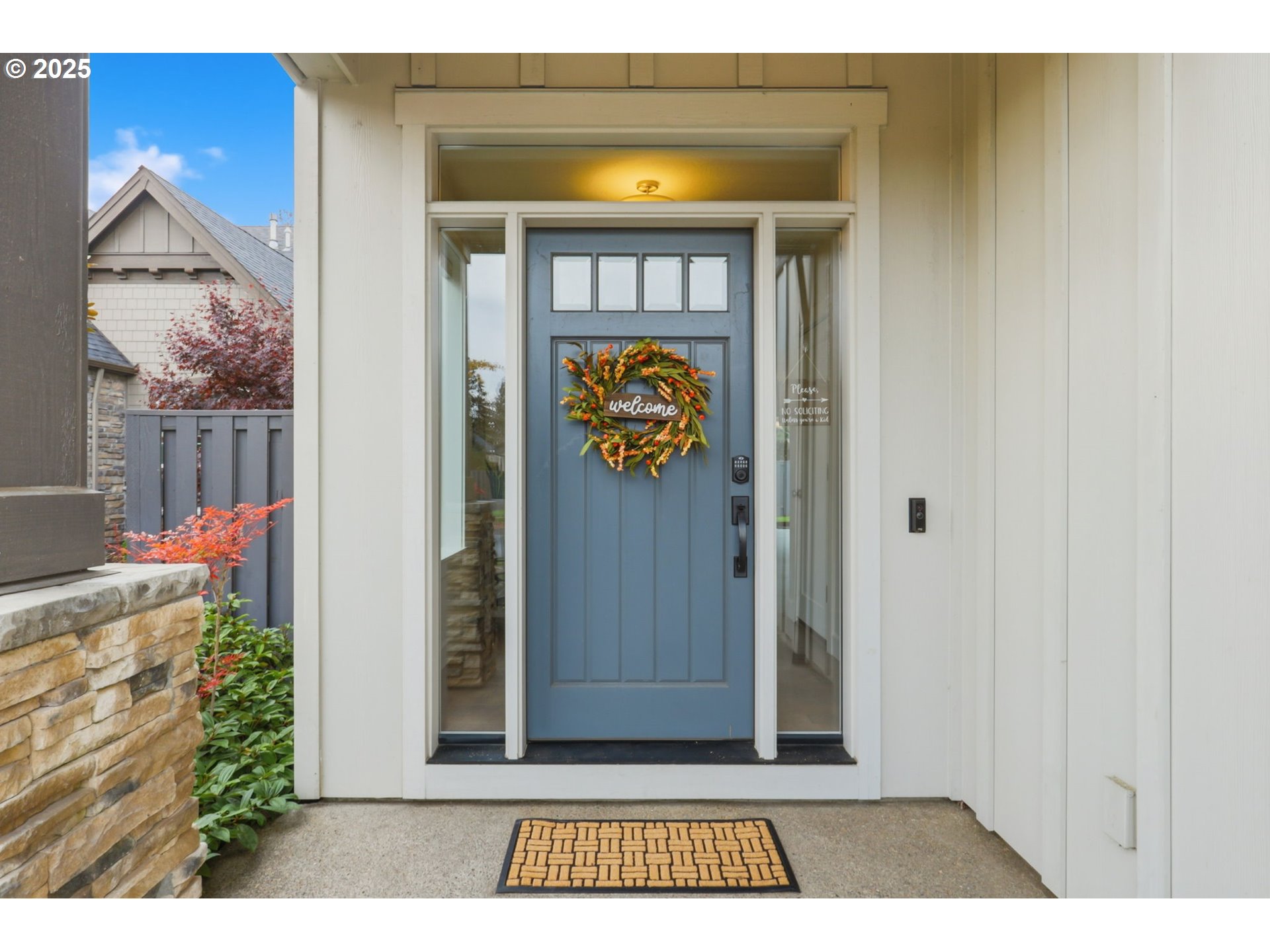 28337 Southwest Morningside Avenue Wilsonville, OR 97070 - Photo 37 of 48 a view of entryway door