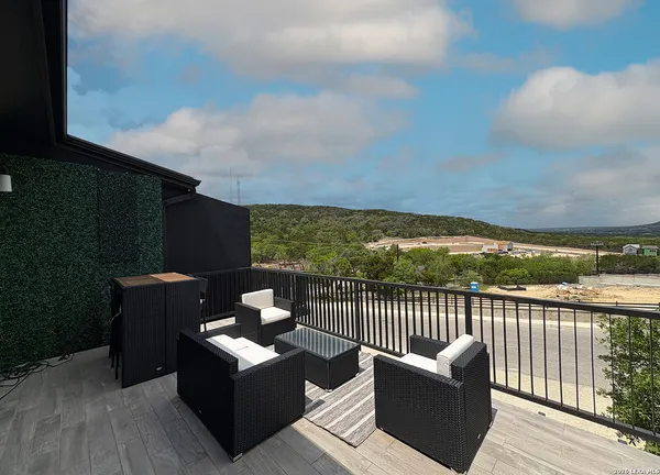 $849,950 | 7218 Terra Falls, Unit 101, San Antonio, TX 78256