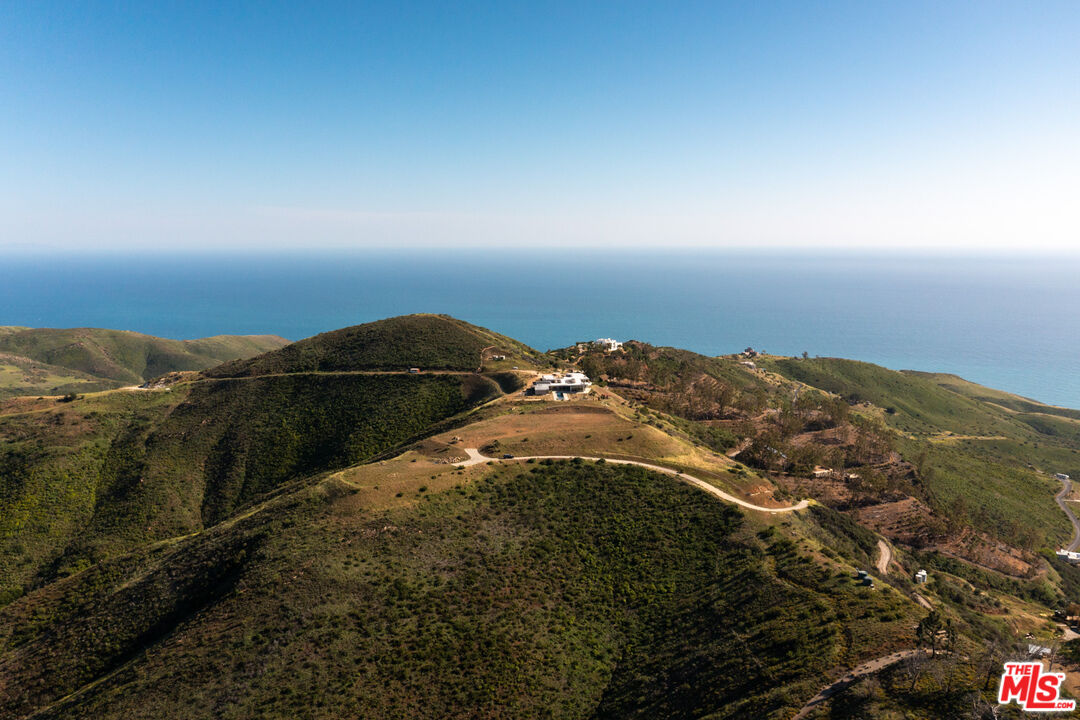 9522 Cotharin Road Malibu, CA 90265 - Photo 11 of 25 a view of ocean