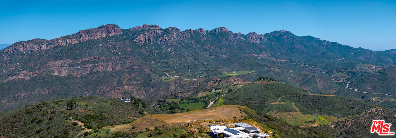 9522 Cotharin Road Malibu, CA 90265 - Photo 4 of 25