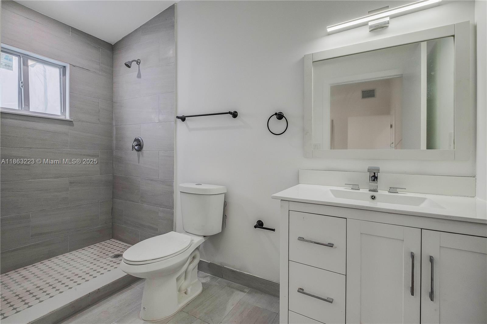 7777 Northwest 8th Court, Unit B Miami, FL 33150 - Photo 4 of 9