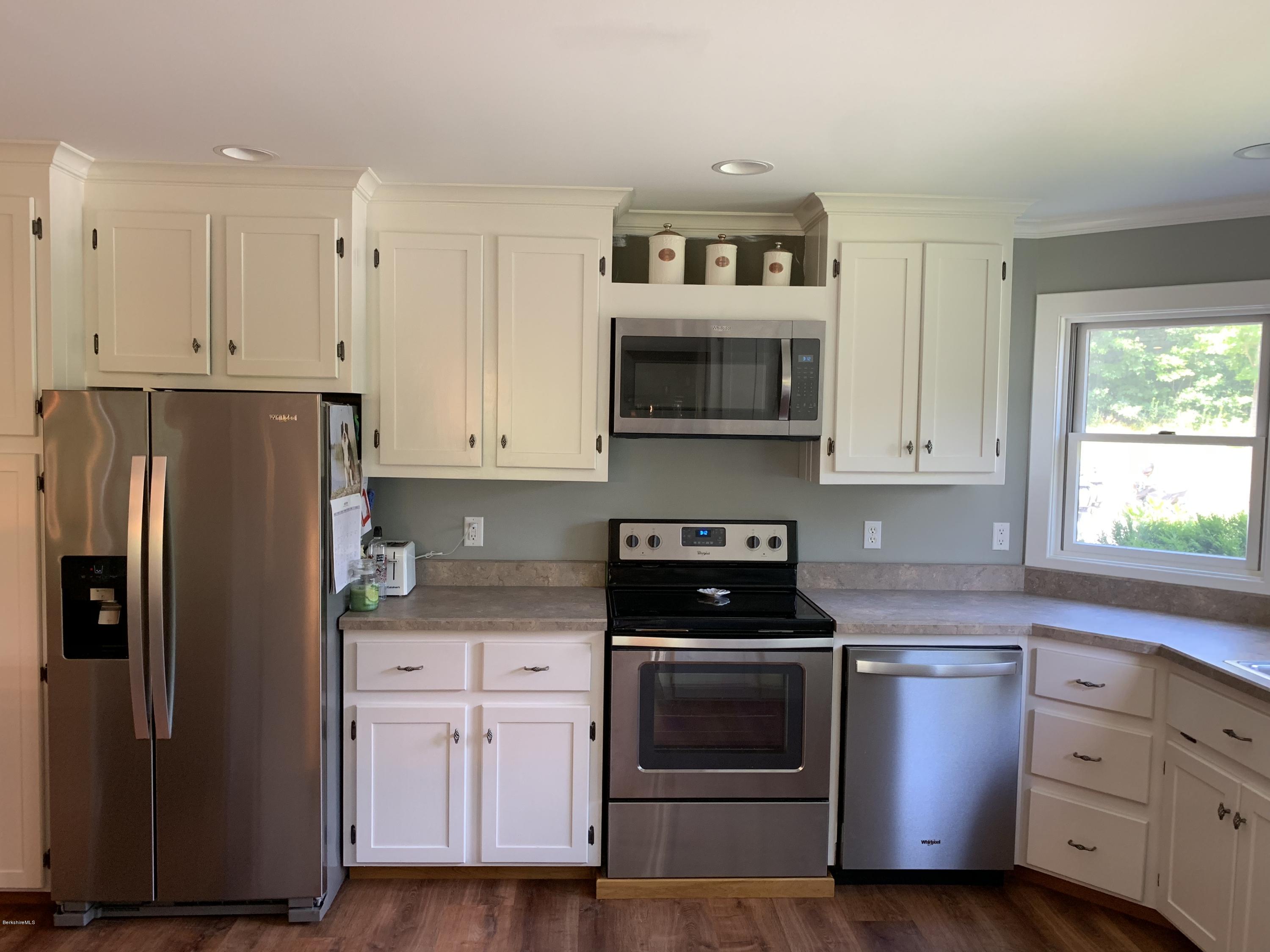 33 Woodbeck Ridge Road Sheffield, MA 01230 - Photo 14 of 52 stainless steel appliances