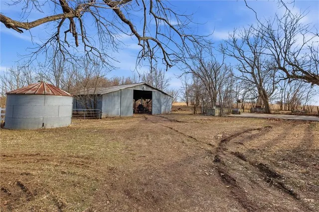 $579,000 | 34731 Rockville Road, Louisburg, KS 66053