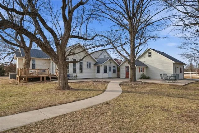 $579,000 | 34731 Rockville Road, Louisburg, KS 66053