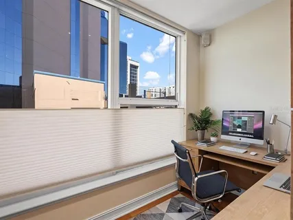 $1,550,000 | 1233 North Gulfstream Avenue, Unit 401, Sarasota, FL 34236