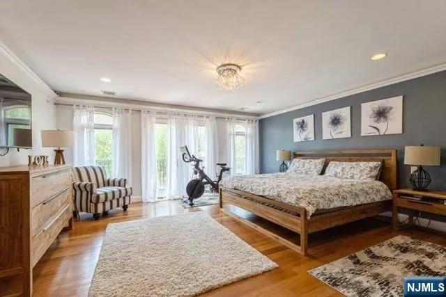 $10,000 | 214 Durie Avenue, Closter, NJ 07624