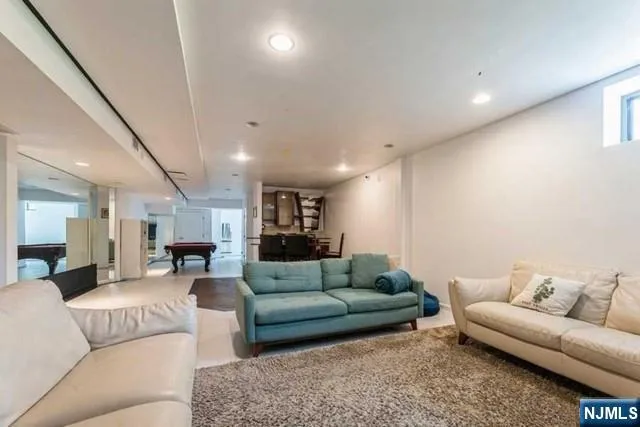 $10,000 | 214 Durie Avenue, Closter, NJ 07624