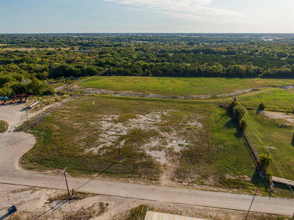 1431 East Main Street, Unit 2 Midlothian, TX 76065 - Photo 7 of 12 a view of an ocean and beach