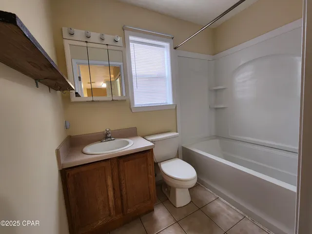 $1,400 | 5434 Sunset Avenue, Panama City, FL 32408