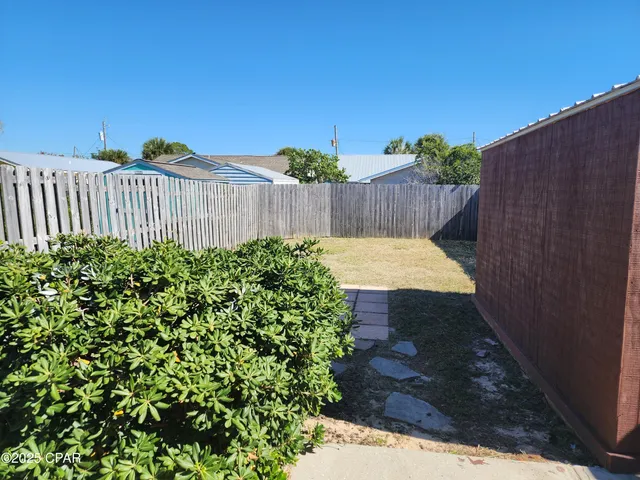 $1,400 | 5434 Sunset Avenue, Panama City, FL 32408