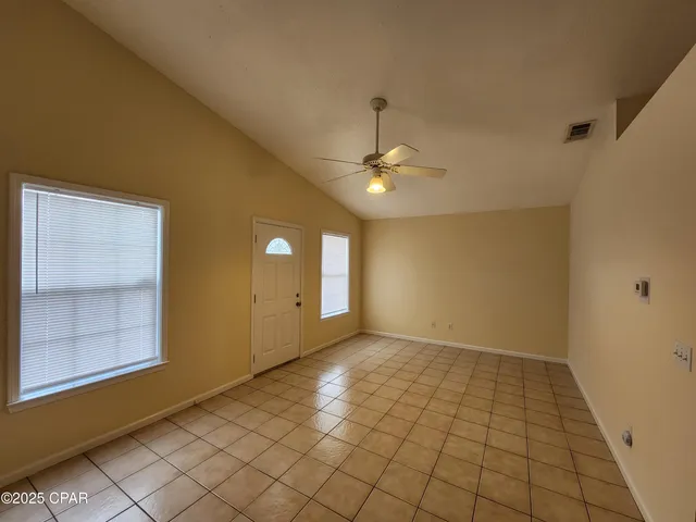 $1,400 | 5434 Sunset Avenue, Panama City, FL 32408