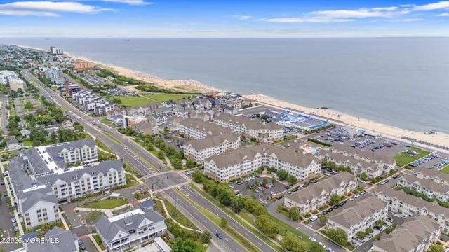 $3,950 | 33 Cooper Avenue, Unit 403, Long Branch, NJ 07740