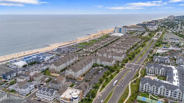 $3,950 | 33 Cooper Avenue, Unit 403, Long Branch, NJ 07740