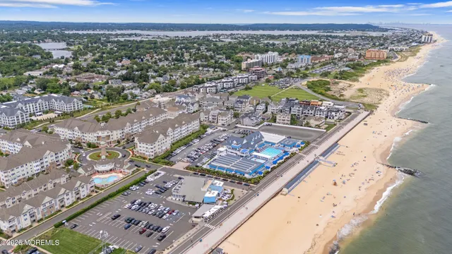 $3,950 | 33 Cooper Avenue, Unit 403, Long Branch, NJ 07740