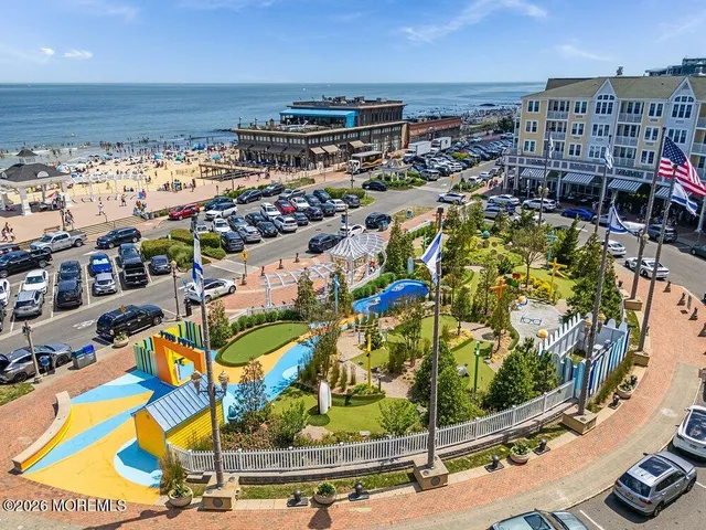 $3,950 | 33 Cooper Avenue, Unit 403, Long Branch, NJ 07740