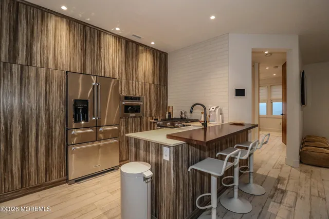 $3,950 | 33 Cooper Avenue, Unit 403, Long Branch, NJ 07740