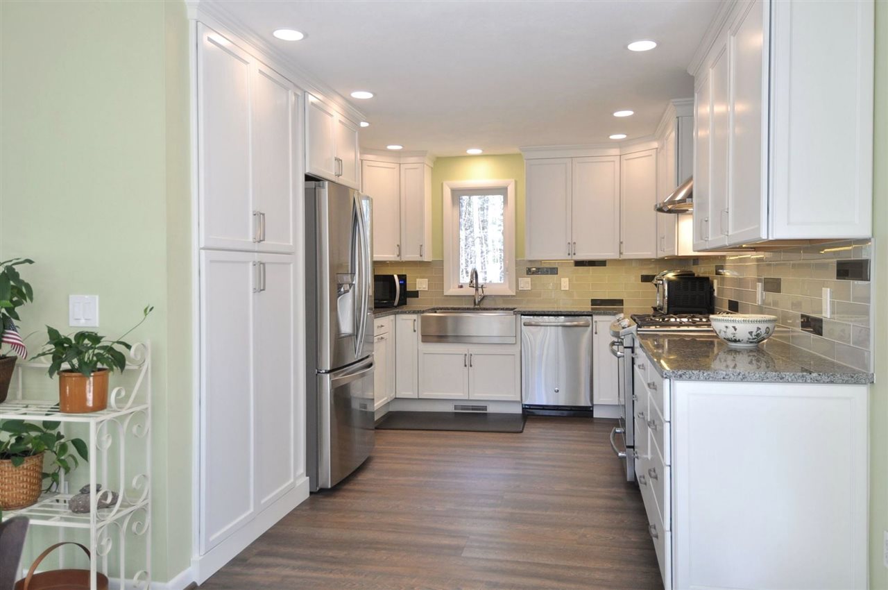 18 Sunridge Road Windham, NH 03087 - Photo 2 of 30