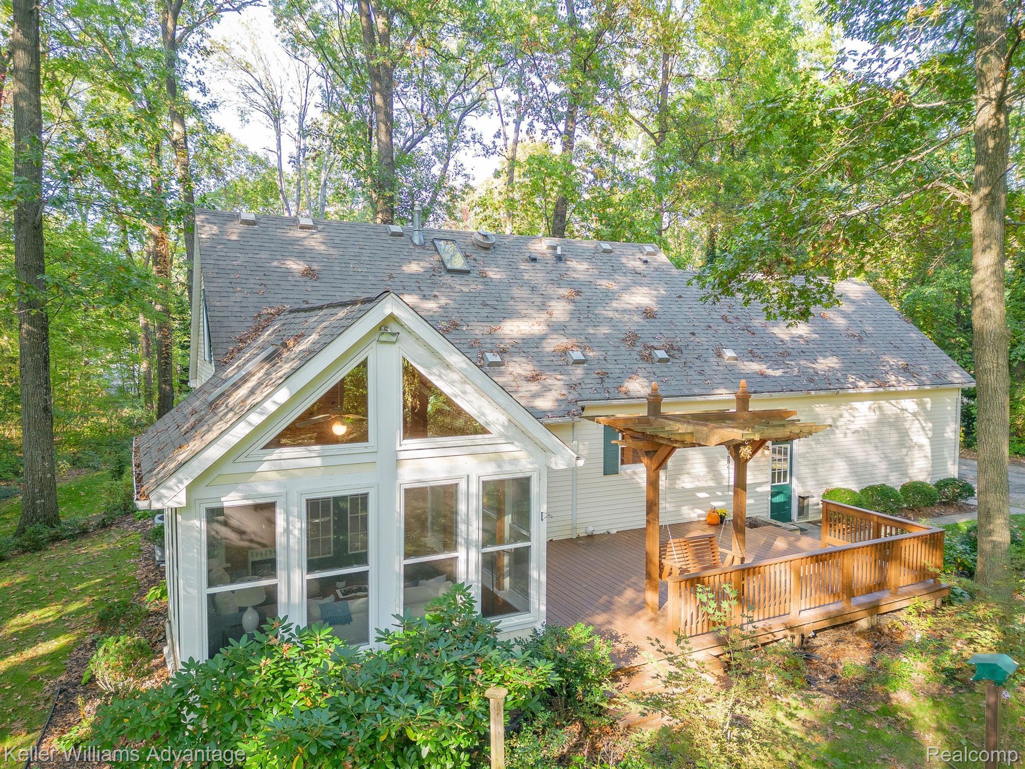 3739 Norton Road Howell, MI 48843 - Photo 27 of 28 Gallery Image 27