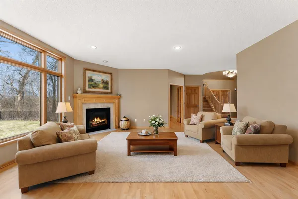 $667,700 | 8915 Tewsbury Gate, Maple Grove, MN 55311