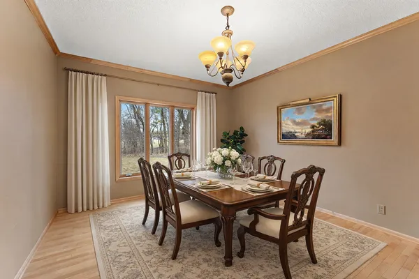 $667,700 | 8915 Tewsbury Gate, Maple Grove, MN 55311