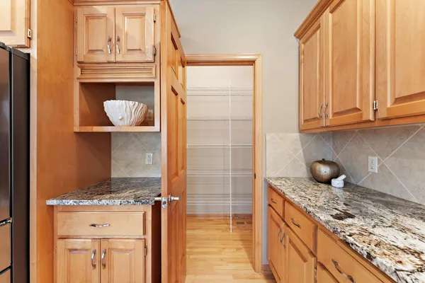 $667,700 | 8915 Tewsbury Gate, Maple Grove, MN 55311