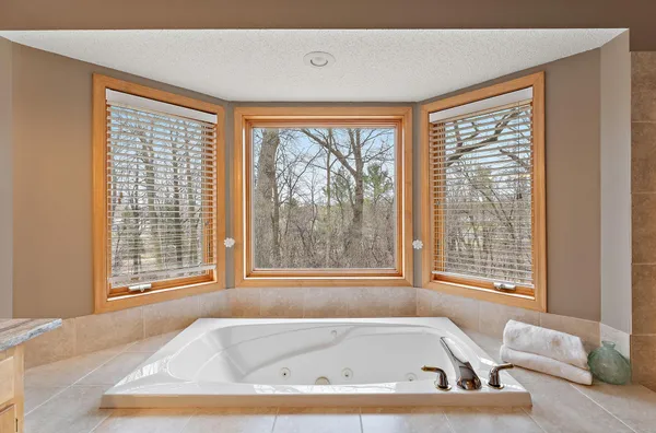 $667,700 | 8915 Tewsbury Gate, Maple Grove, MN 55311